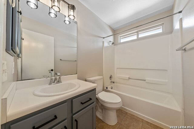 Image 25 of 33 For 659 Coral Harbor