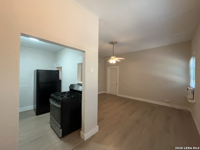 Image 11 of 25 For 319 Army Blvd  2