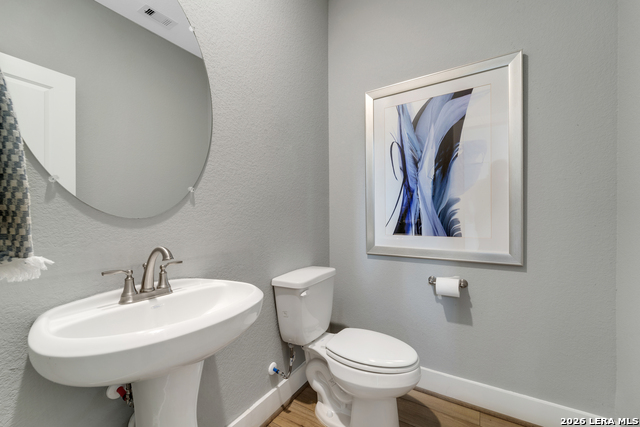 Image 3 of 27 For 420 Ivy Rd  