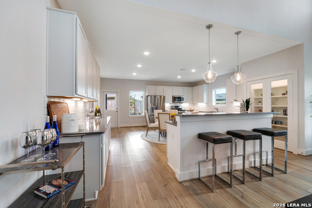 Image 5 of 27 For 420 Ivy Rd  