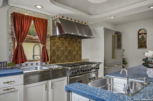 Image 15 of 45 For 432 Mary Louise Dr