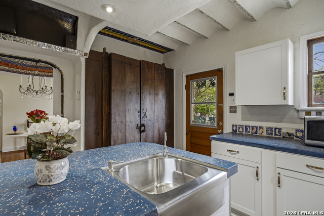 Image 16 of 45 For 432 Mary Louise Dr