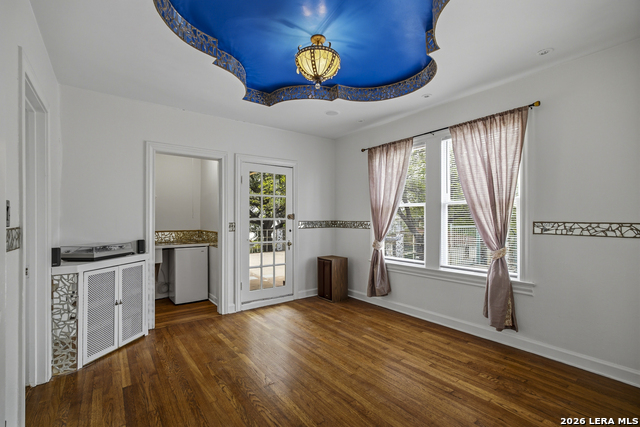 Image 29 of 45 For 432 Mary Louise Dr