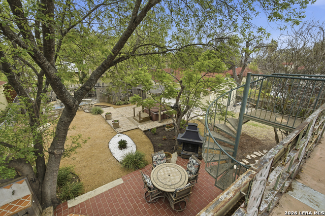 Image 34 of 45 For 432 Mary Louise Dr