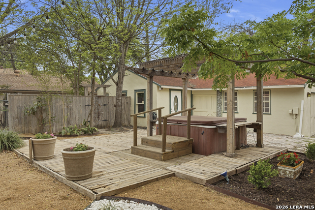 Image 38 of 45 For 432 Mary Louise Dr