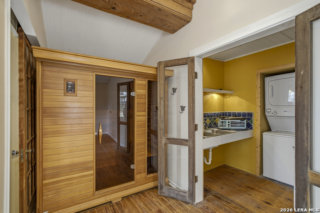 Image 41 of 45 For 432 Mary Louise Dr