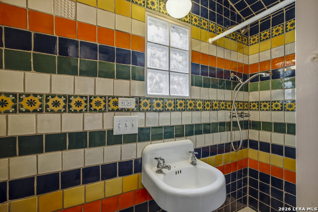 Image 42 of 45 For 432 Mary Louise Dr