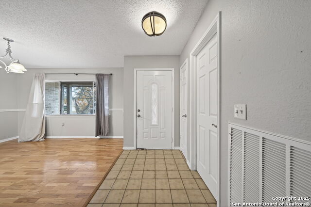 Image 6 of 18 For 6007 Lonesome Pine St