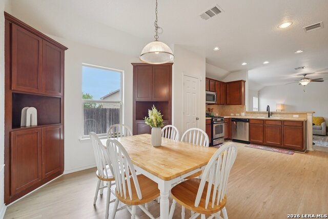 Image 10 of 45 For 9025 Peridot