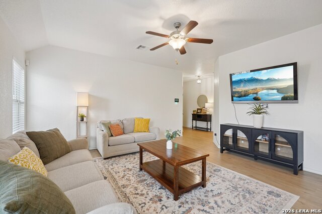 Image 7 of 45 For 9025 Peridot