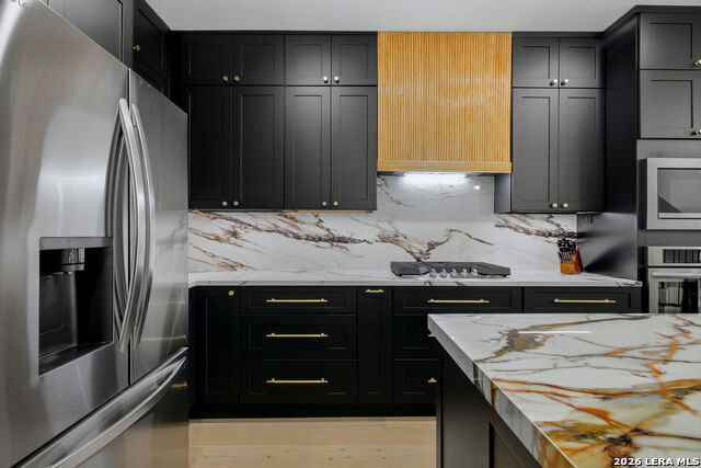 Image 18 of 72 For 719 E Locust St, Unit 4107  4107