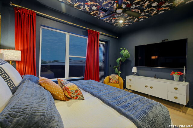 Image 34 of 72 For 719 E Locust St, Unit 4107  4107