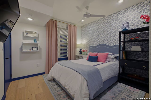 Image 43 of 72 For 719 E Locust St, Unit 4107  4107