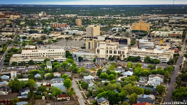 Image 50 of 72 For 719 E Locust St, Unit 4107  4107