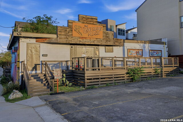 Image 60 of 72 For 719 E Locust St, Unit 4107  4107