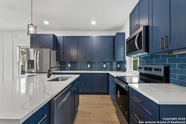 Image 11 of 33 For 510 Stieren St  202