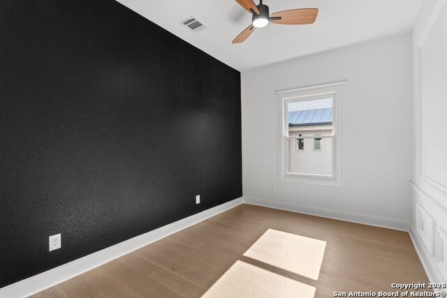 Image 11 of 30 For 510 Stieren St  101