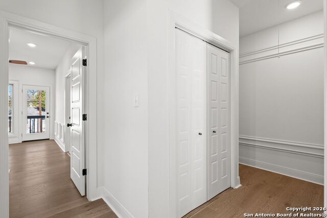 Image 15 of 30 For 510 Stieren St  101