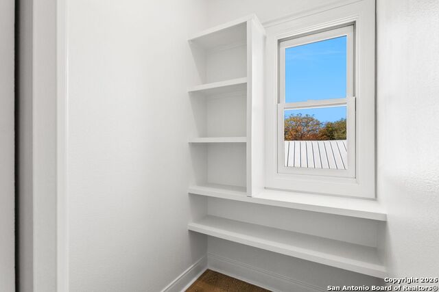 Image 20 of 30 For 510 Stieren St  101