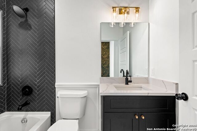 Image 22 of 30 For 510 Stieren St  101