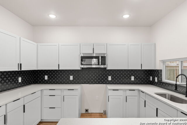 Image 11 of 43 For 114 Packard St