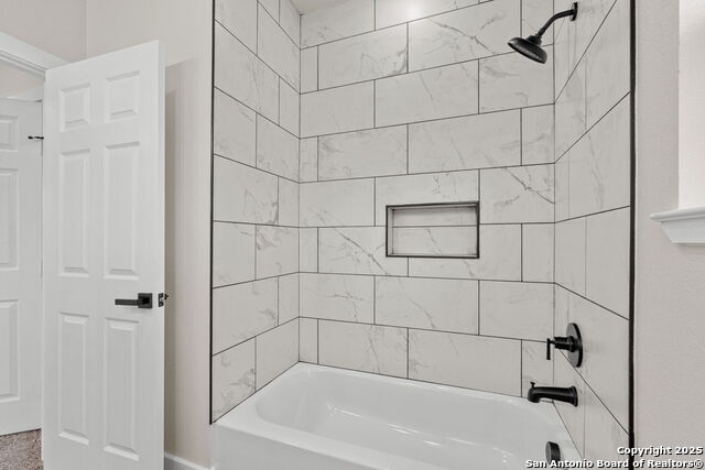 Image 19 of 43 For 114 Packard St