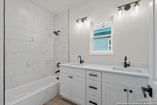 Image 31 of 43 For 114 Packard St