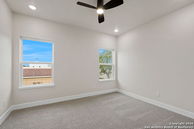 Image 33 of 43 For 114 Packard St