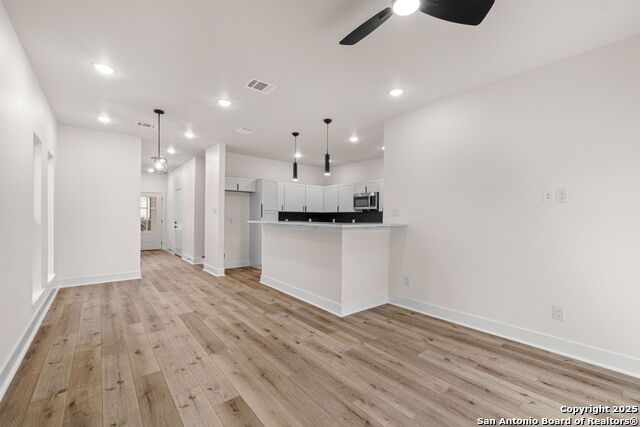 Image 7 of 43 For 114 Packard St