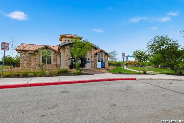 Image 30 of 37 For 13127 Levi Ter