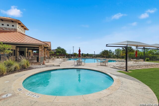 Image 32 of 37 For 13127 Levi Ter