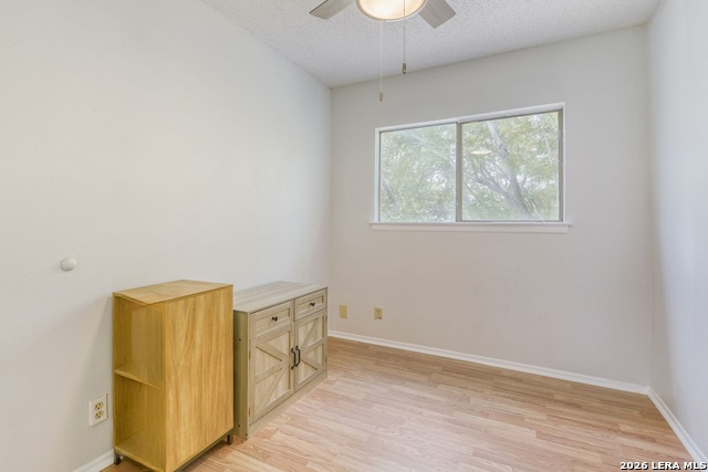 Image 9 of 10 For 6223 Valley Pawn