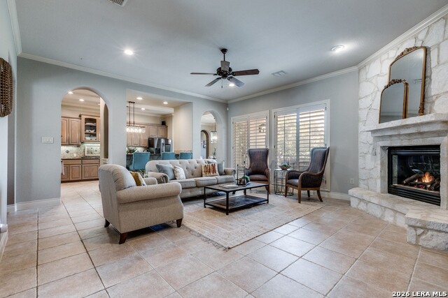 Image 16 of 45 For 915 Campanile