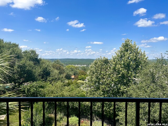 Image 31 of 45 For 915 Campanile