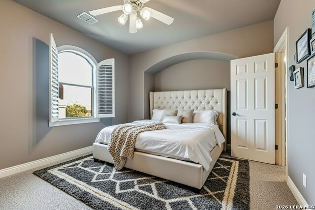 Image 36 of 45 For 915 Campanile