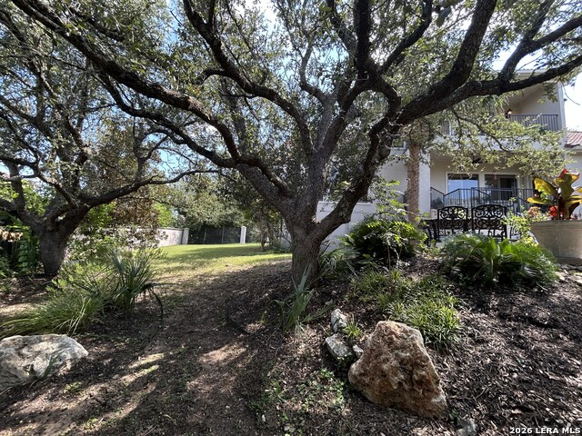 Image 39 of 45 For 915 Campanile