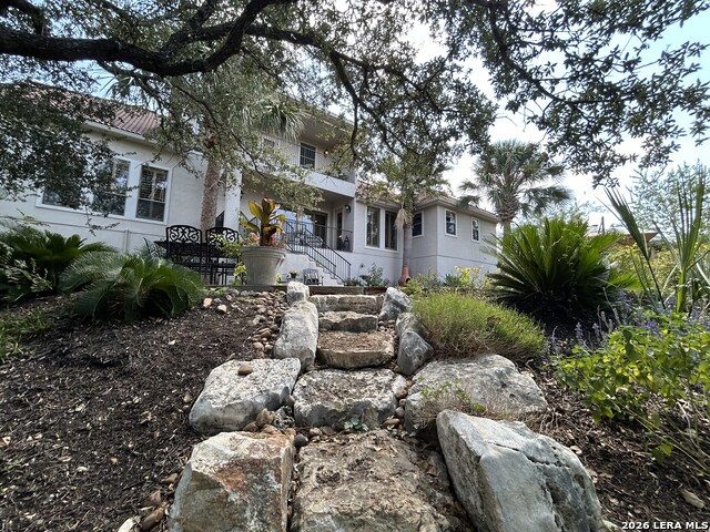 Image 40 of 45 For 915 Campanile