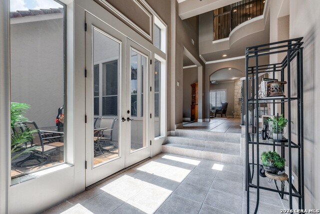 Image 9 of 45 For 915 Campanile