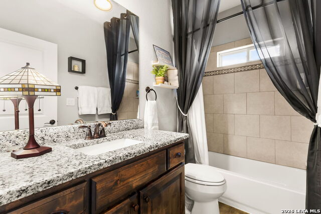 Image 11 of 25 For 950 Live Oak Dr