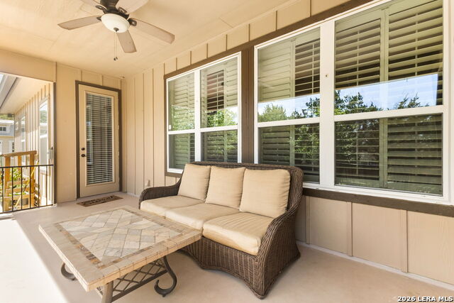 Image 15 of 25 For 950 Live Oak Dr