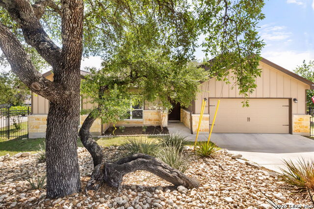 Image 23 of 25 For 950 Live Oak Dr