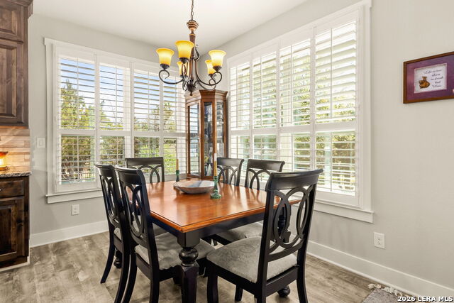 Image 7 of 25 For 950 Live Oak Dr