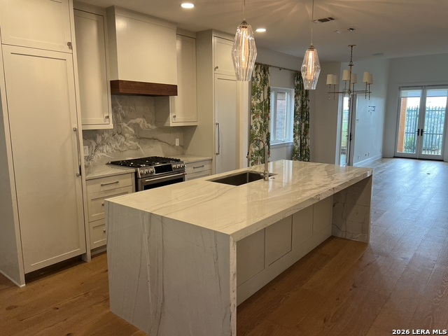 Image 2 of 24 For 51 Longsford