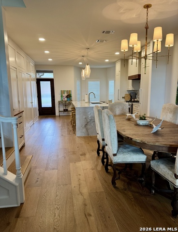 Image 9 of 24 For 51 Longsford