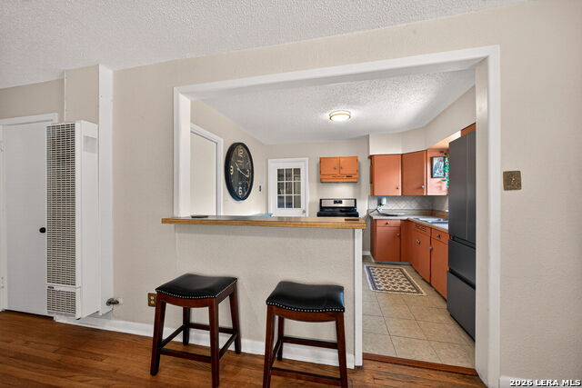 Image 15 of 36 For 303 Woley  