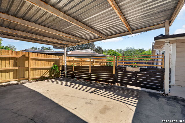 Image 31 of 36 For 303 Woley  