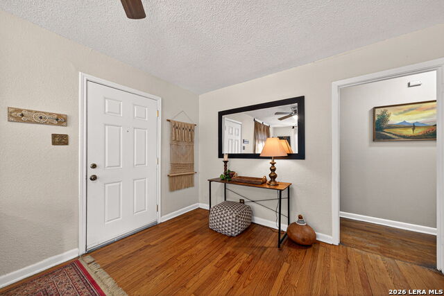 Image 9 of 36 For 303 Woley  