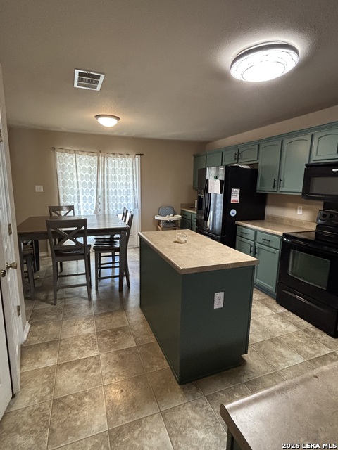 Image 7 of 8 For 514 Erica  