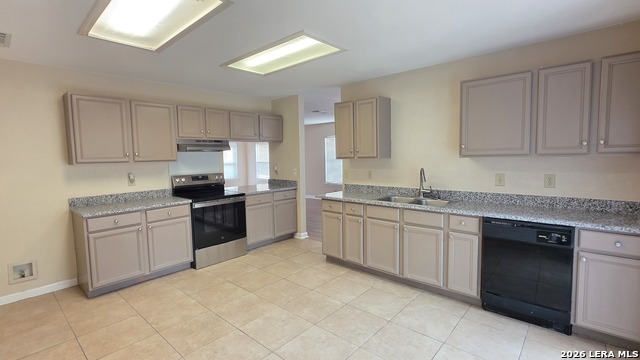 Image 7 of 39 For 2810 Redrock Trail