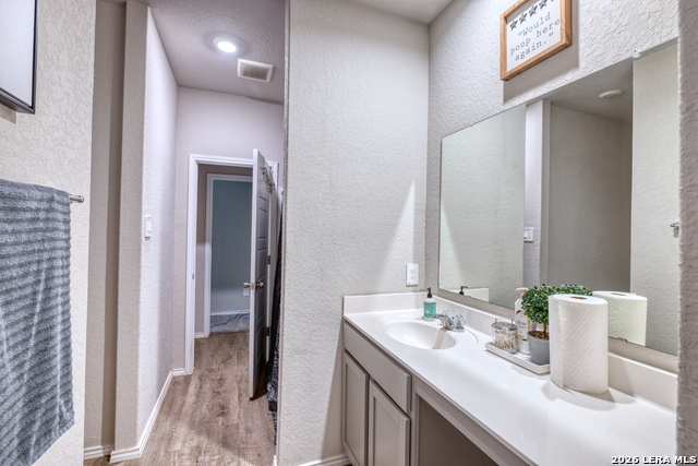 Image 4 of 14 For 20009 Huckleberry St